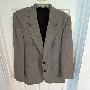 Burberry Vintage Wool Houndstooth Sport Coat